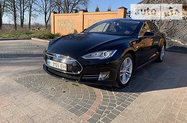 Tesla Model S 85 2014