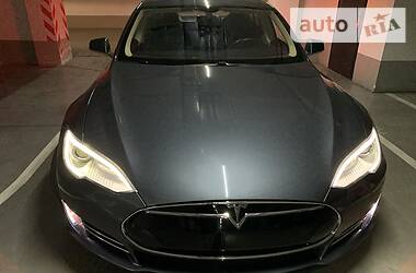 Tesla Model S 85 2014