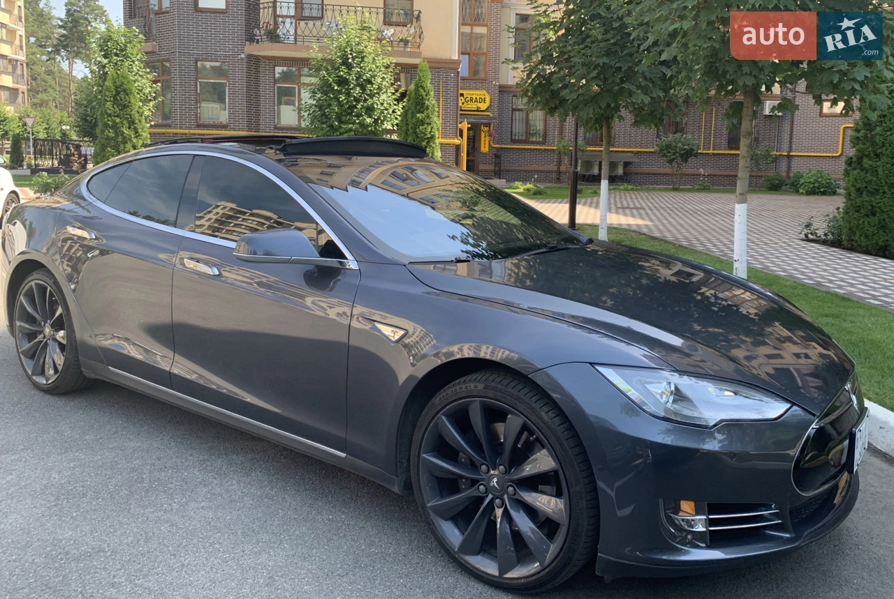 2015 Tesla Model S - мініатюра 2