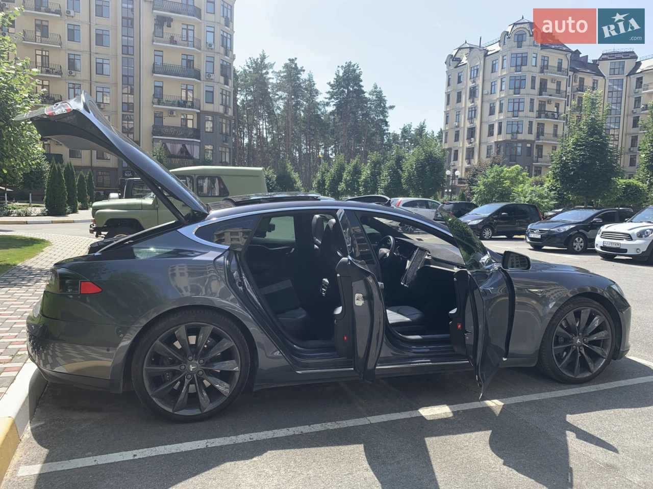 2015 Tesla Model S - мініатюра 5