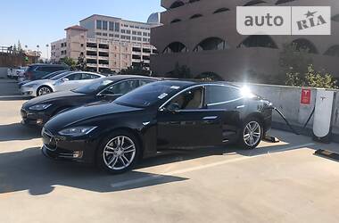 Tesla Model S S85 2013