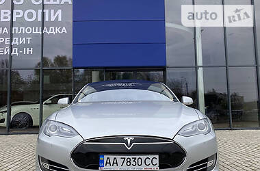 Tesla Model S P85 Performance 2014