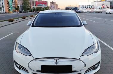 Tesla Model S 85 2014