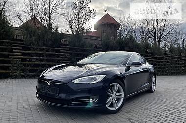 Tesla Model S  2014