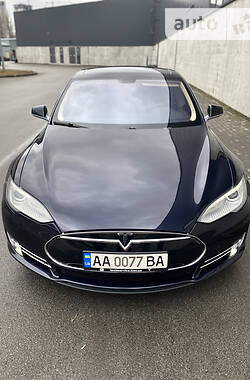 Tesla Model S 85 2014