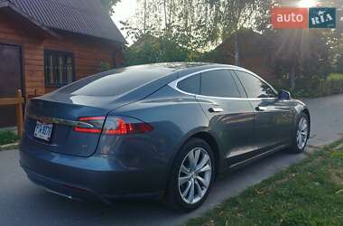 Ліфтбек Tesla Model S 2014 в Києві