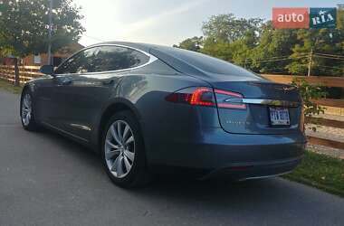 Ліфтбек Tesla Model S 2014 в Києві