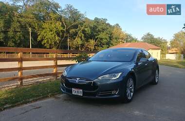 Ліфтбек Tesla Model S 2014 в Києві