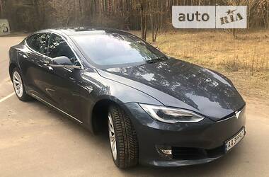 Tesla Model S 75d 2016