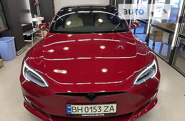 Tesla Model S PERFORMANCE DUAL M 2019