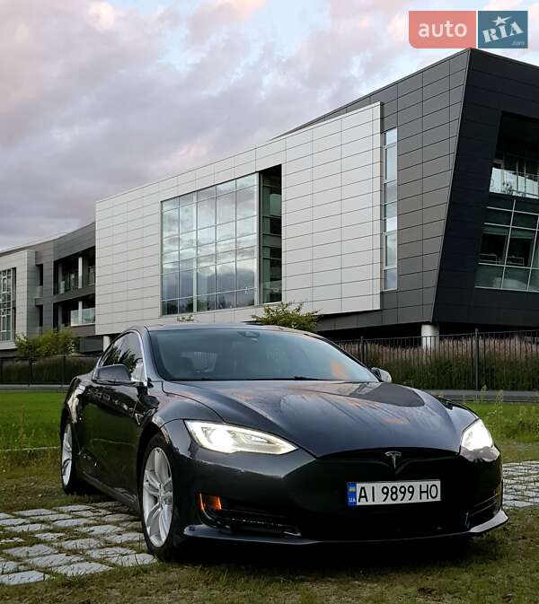 Tesla Model S 2015 Tesla Model S 2015