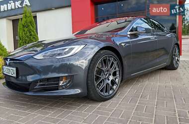 Tesla Model S P100d 2017