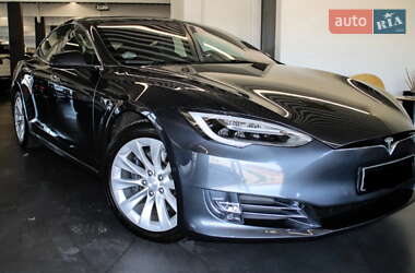 Tesla Model S S100D 2017