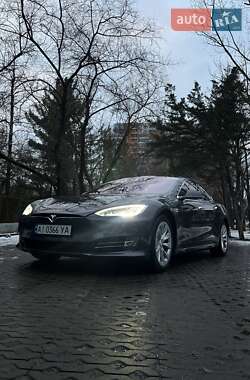 Tesla Model S Long Range Plus 2019