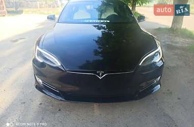 Tesla Model S 2017