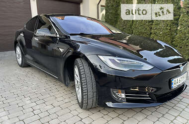 Tesla Model S 90D 2016