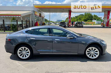 Tesla Model S  2014