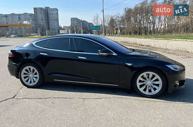 Tesla Model S 75D 2016