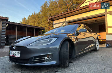 Tesla Model S  2016