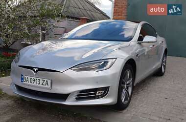 Tesla Model S  2014