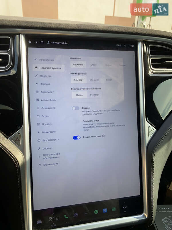 Лифтбек Tesla Model S 2015 в Николаеве