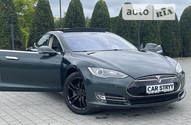 Tesla Model S 2014