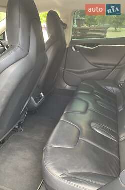 Лифтбек Tesla Model S 2015 в Запорожье