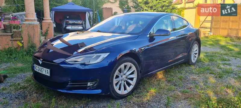 Tesla Model S