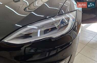 Ліфтбек Tesla Model S 2017 в Вінниці