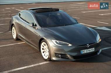 Tesla Model S 2017