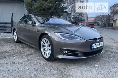 Tesla Model S  2016