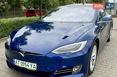 Tesla Model S  2018