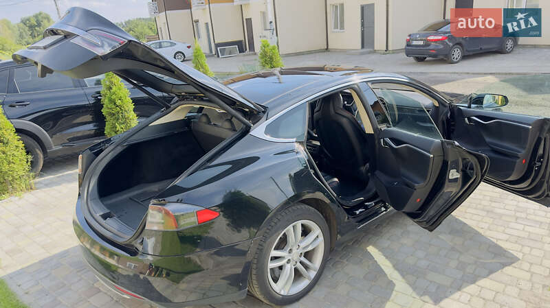 Tesla Model S 2013 Tesla Model S 2013