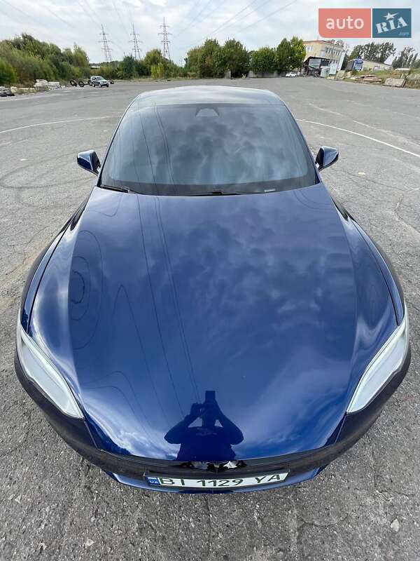 Ліфтбек Tesla Model S 2017 в Полтаві