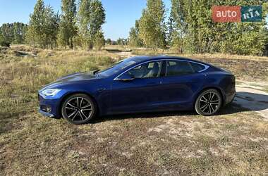 Tesla Model S  2016