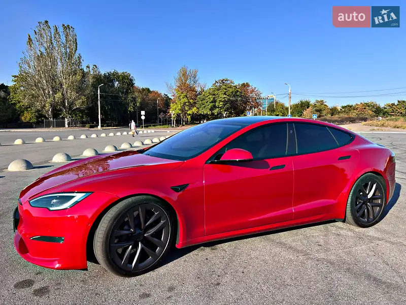 Tesla Model S