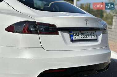 Лифтбек Tesla Model S 2022 в Одессе