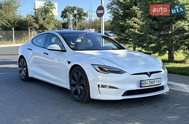 Tesla Model S 2022