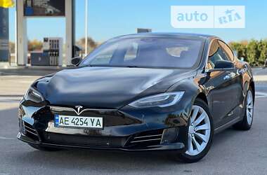 Tesla Model S  2016