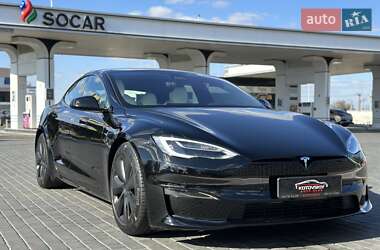 Tesla Model S  2021