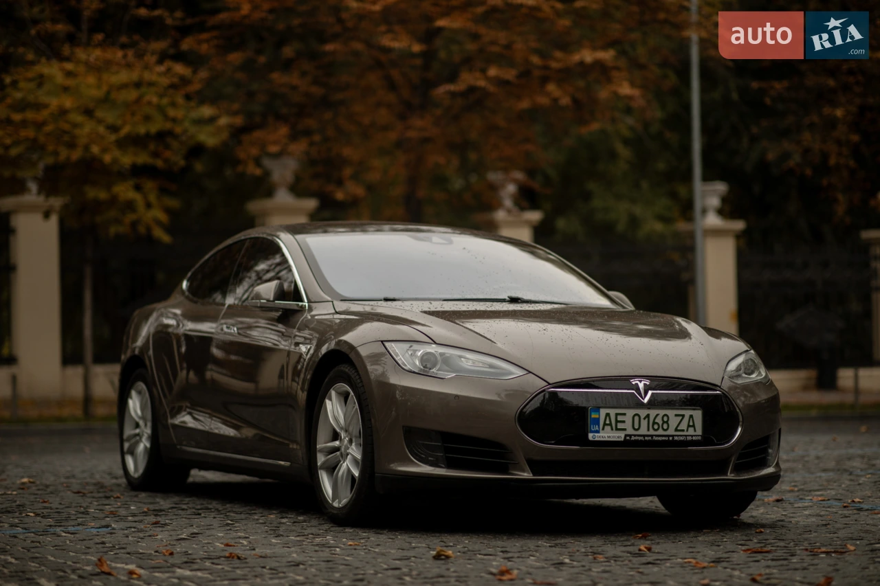 2016 Tesla Model S - мініатюра 2