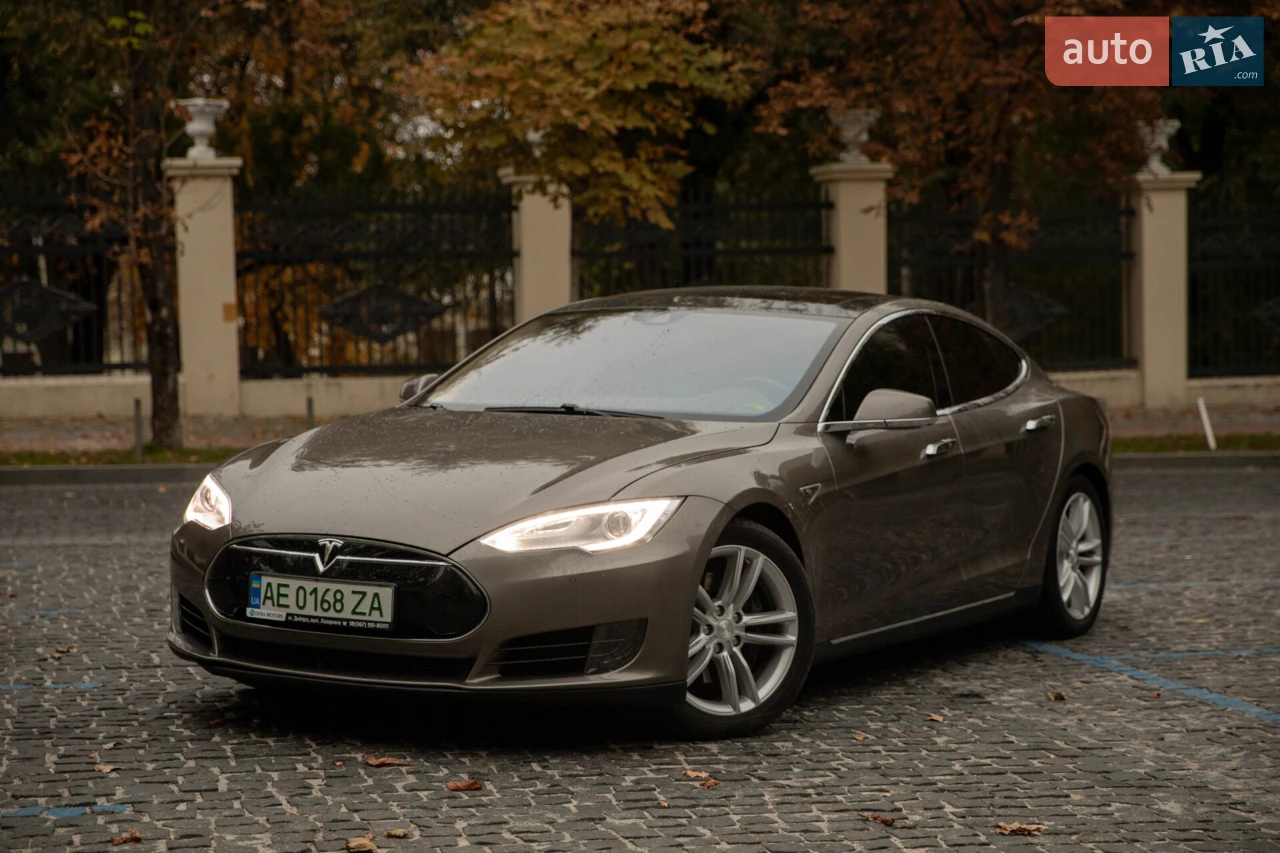 2016 Tesla Model S - мініатюра 5