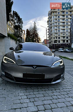Tesla Model S  2016