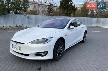 Tesla Model S  2018