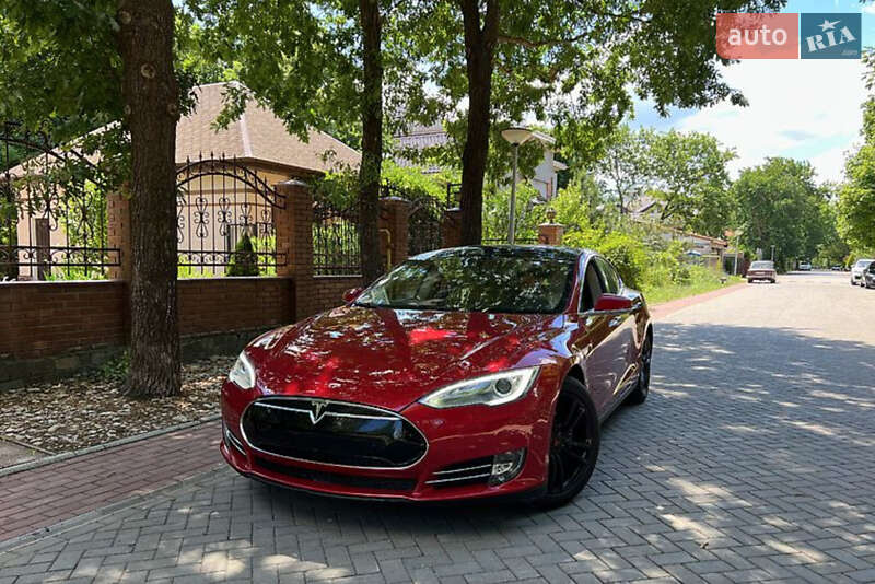 Ліфтбек Tesla Model S 2014 в Києві фото 4 Ліфтбек Tesla Model S 2014 в Києві