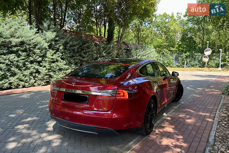 Ліфтбек Tesla Model S 2014 в Києві фото 5 Ліфтбек Tesla Model S 2014 в Києві