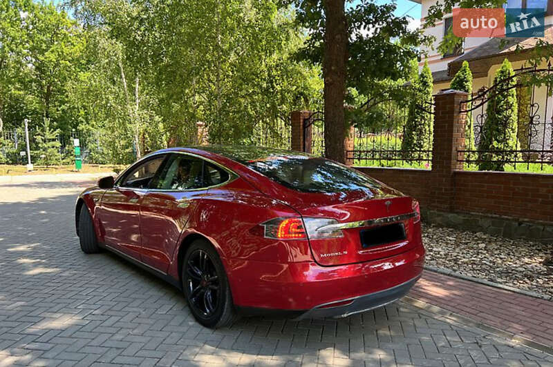 Ліфтбек Tesla Model S 2014 в Києві фото 7 Ліфтбек Tesla Model S 2014 в Києві