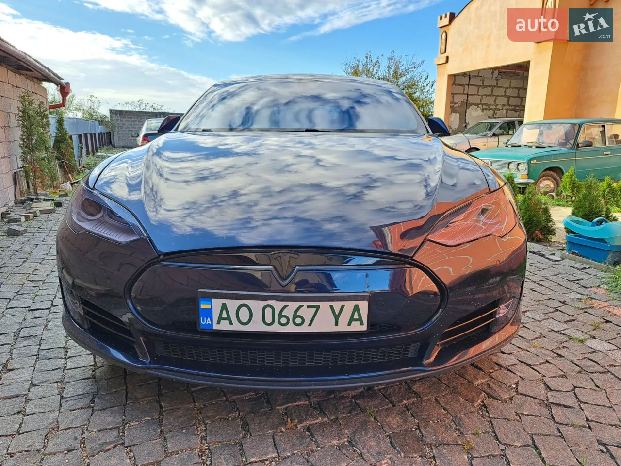 2014 Tesla Model S - мініатюра 2