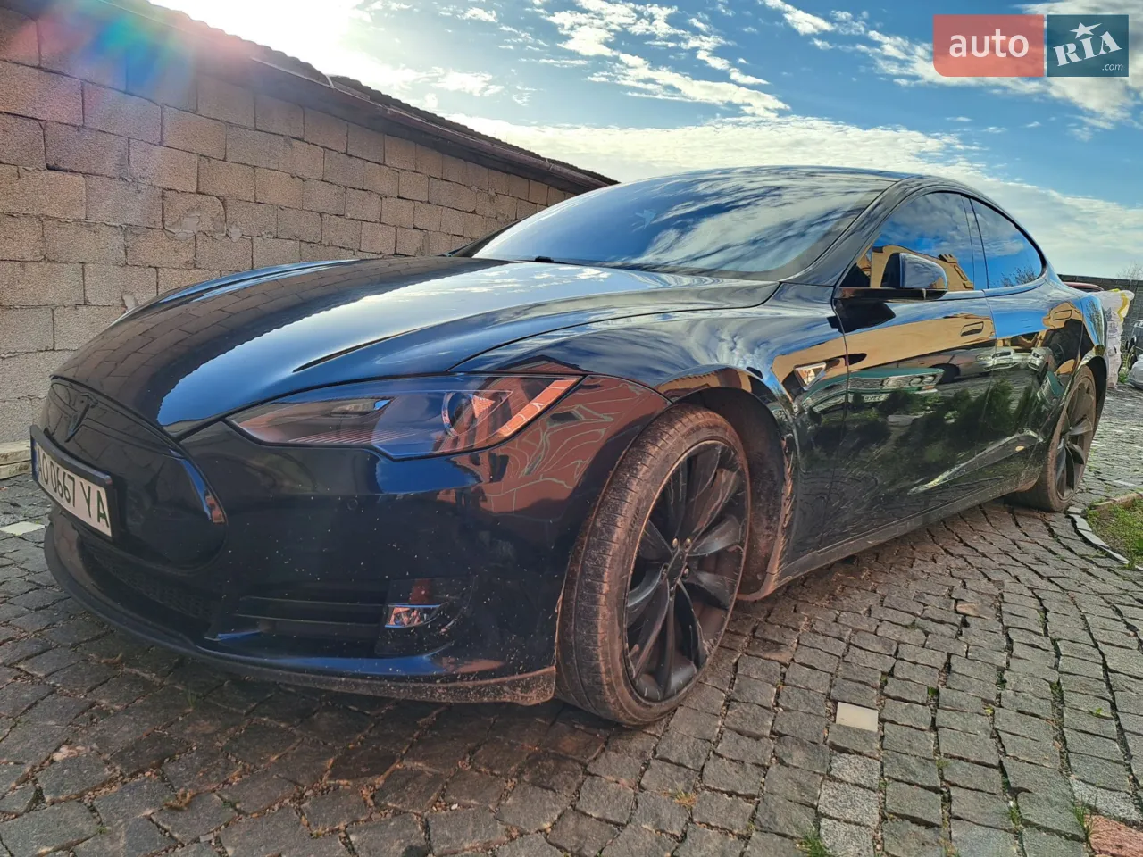 2014 Tesla Model S - мініатюра 4