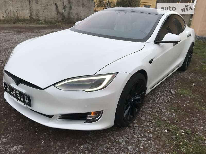 Tesla Model S